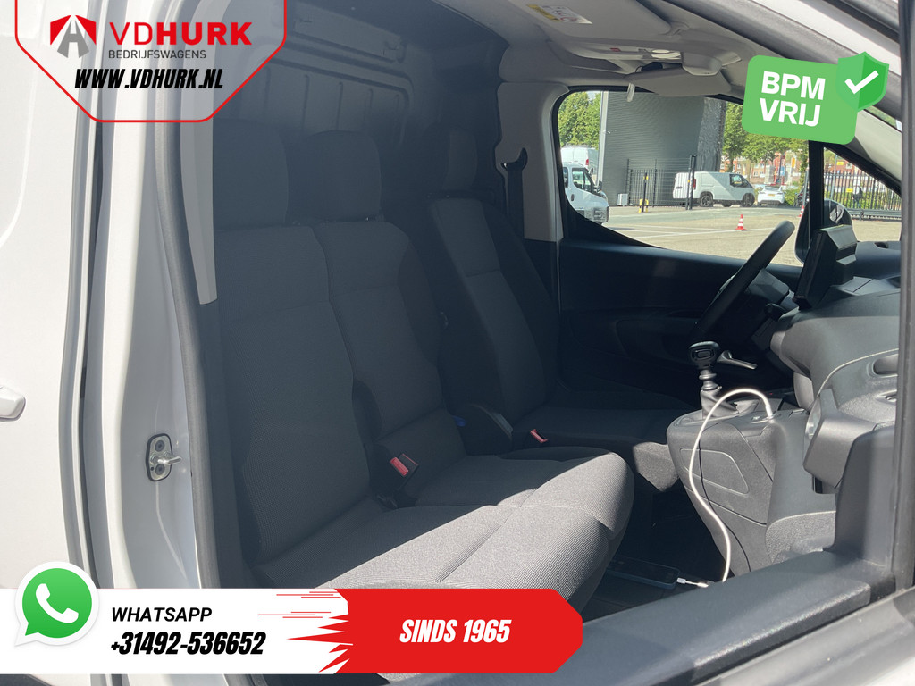 Opel Combo Bestelbus 1.5 HDi 100 pk L2 LED/ 3pers./ Stoelverw./ Stuurverw/ Carplay/ Navi/ Climate/ PDC/ Cruise 11