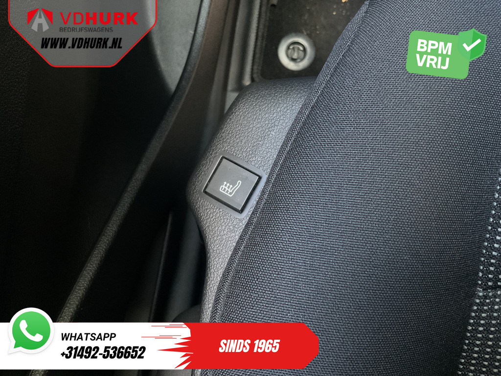 Opel Combo Bestelbus 1.5 HDi 100 pk L2 LED/ 3pers./ Stoelverw./ Stuurverw/ Carplay/ Navi/ Climate/ PDC/ Cruise 18
