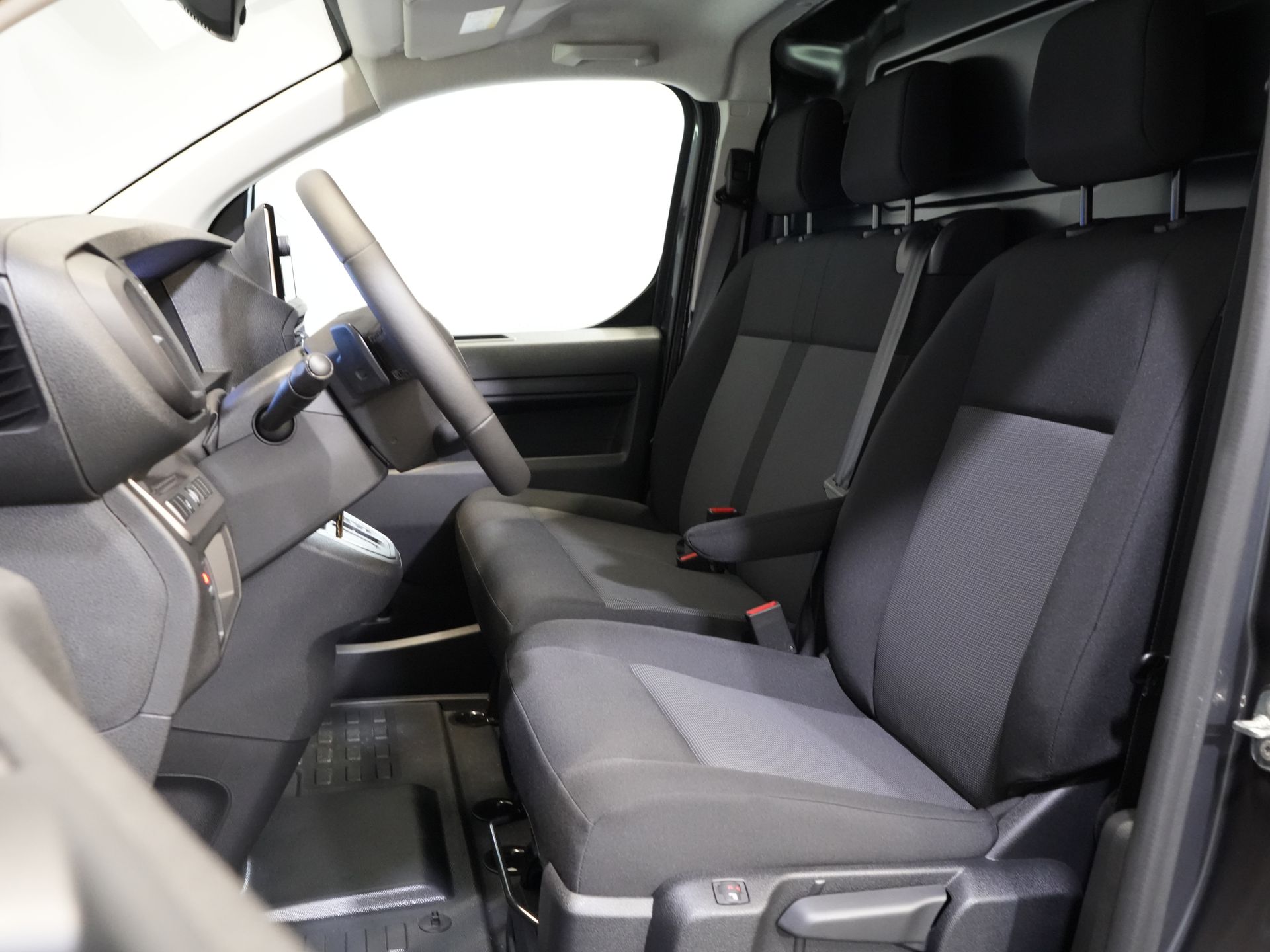 Opel Vivaro Electric Bestelbus L3 75 kWh 350 km WLTP LED/ Snellader/ Carplay/ Stuurverw./ Stoelverw./ Navi/ Camera/ Cruise/ PDC/ DAB 11