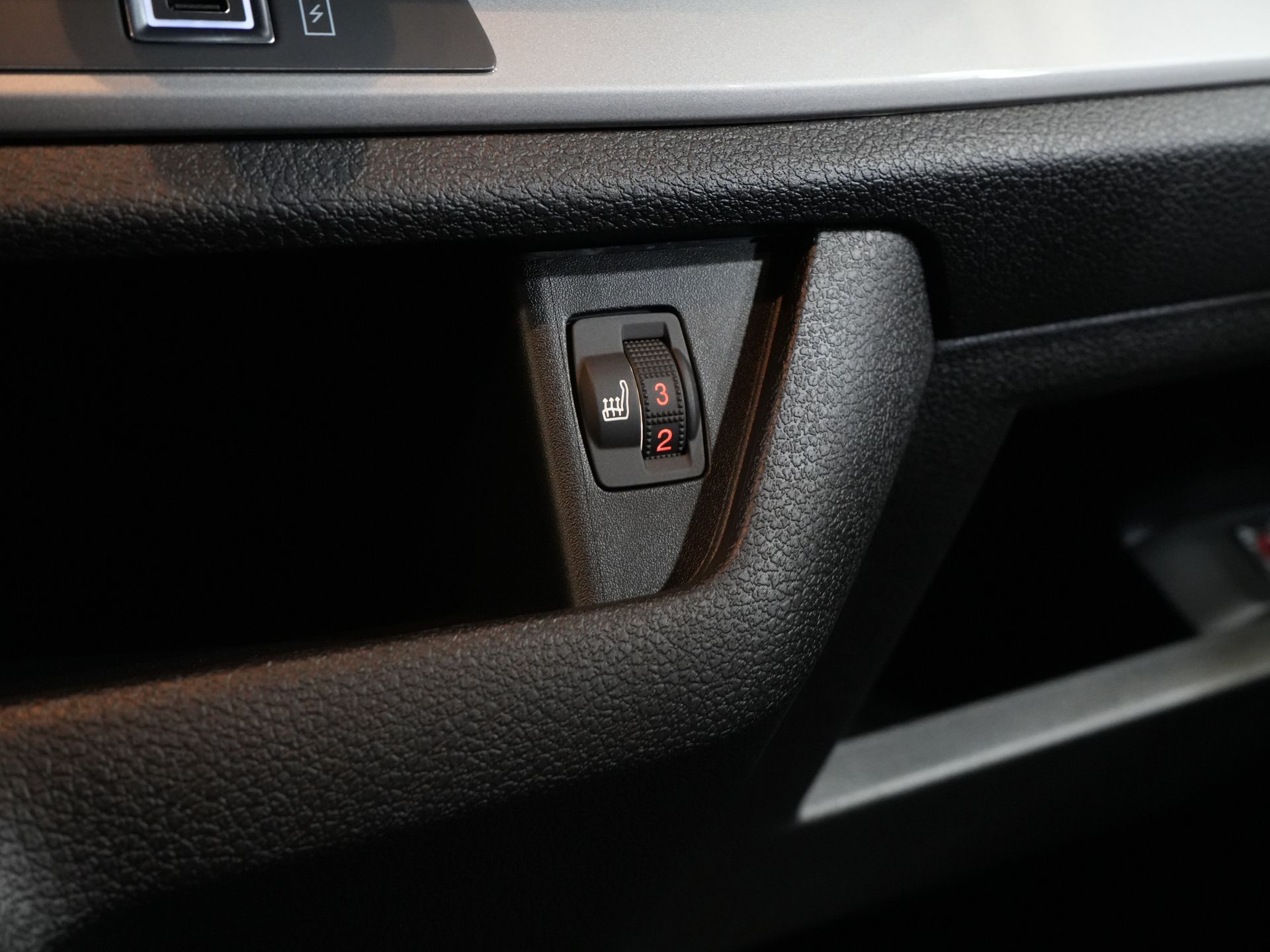 Opel Vivaro Electric Bestelbus L3 75 kWh 350 km WLTP LED/ Snellader/ Carplay/ Stuurverw./ Stoelverw./ Navi/ Camera/ Cruise/ PDC/ DAB 28