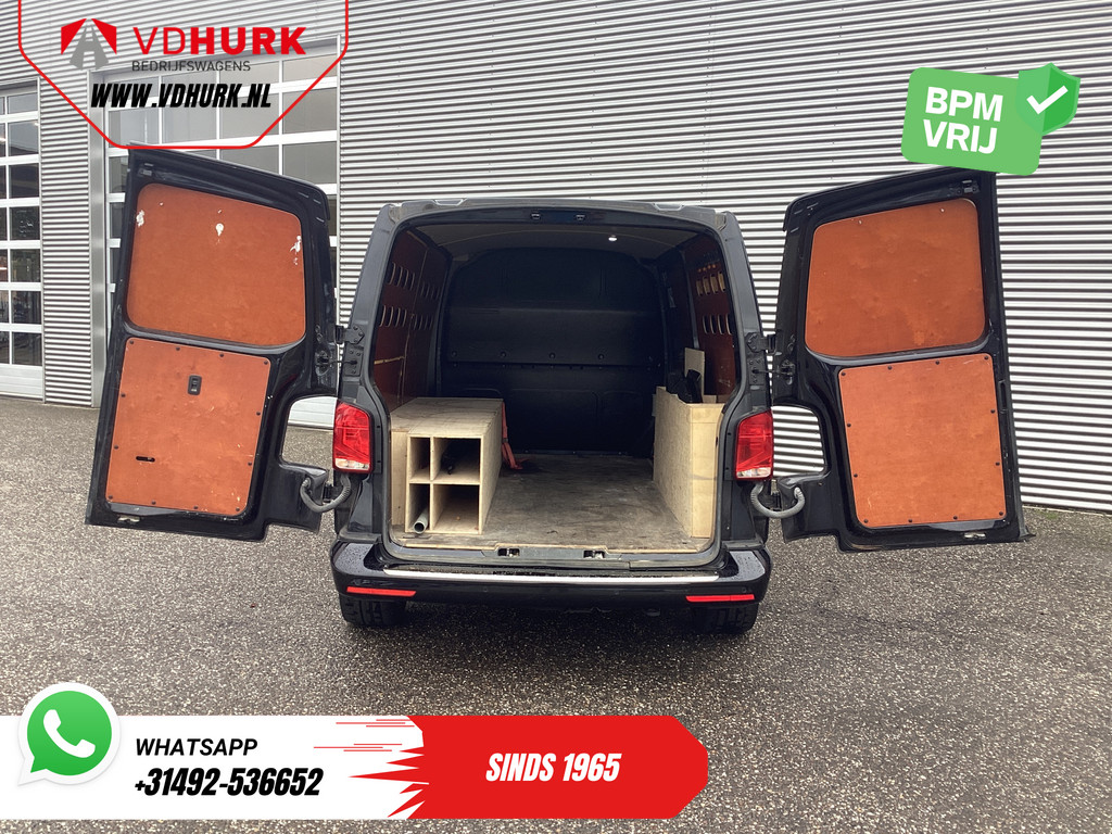Volkswagen Transporter Bestelbus T6.1 2.0 TDI 150 pk DSG Aut. L2 LED/ Virtual Cockpit/ Stoelverw./ Alarm III/ Carplay/ Navi/ Camera/ PDC/ Cruise/ Airco 4