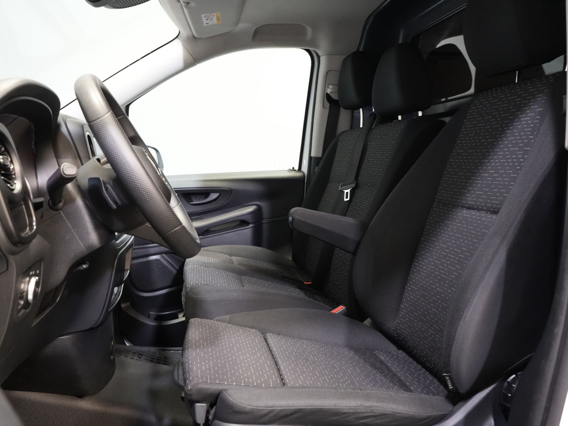 Mercedes-Benz Vito Bestelbus 116 CDI Aut. L3 Stoelverw./ 270Gr.deuren/ Navi/ Camera/ Cruise/ Airco 11