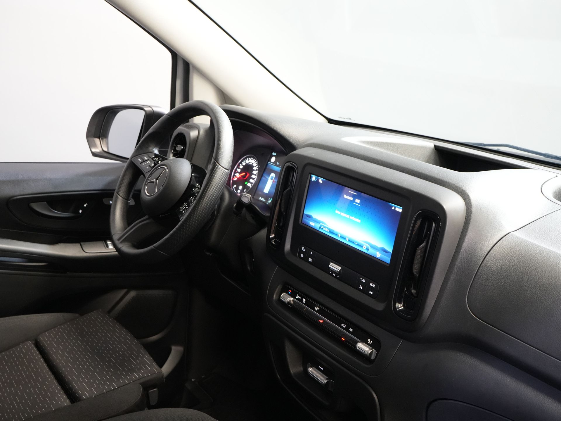 Mercedes-Benz Vito Bestelbus 116 CDI Aut. L3 Stoelverw./ 270Gr.deuren/ Navi/ Camera/ Cruise/ Airco 2