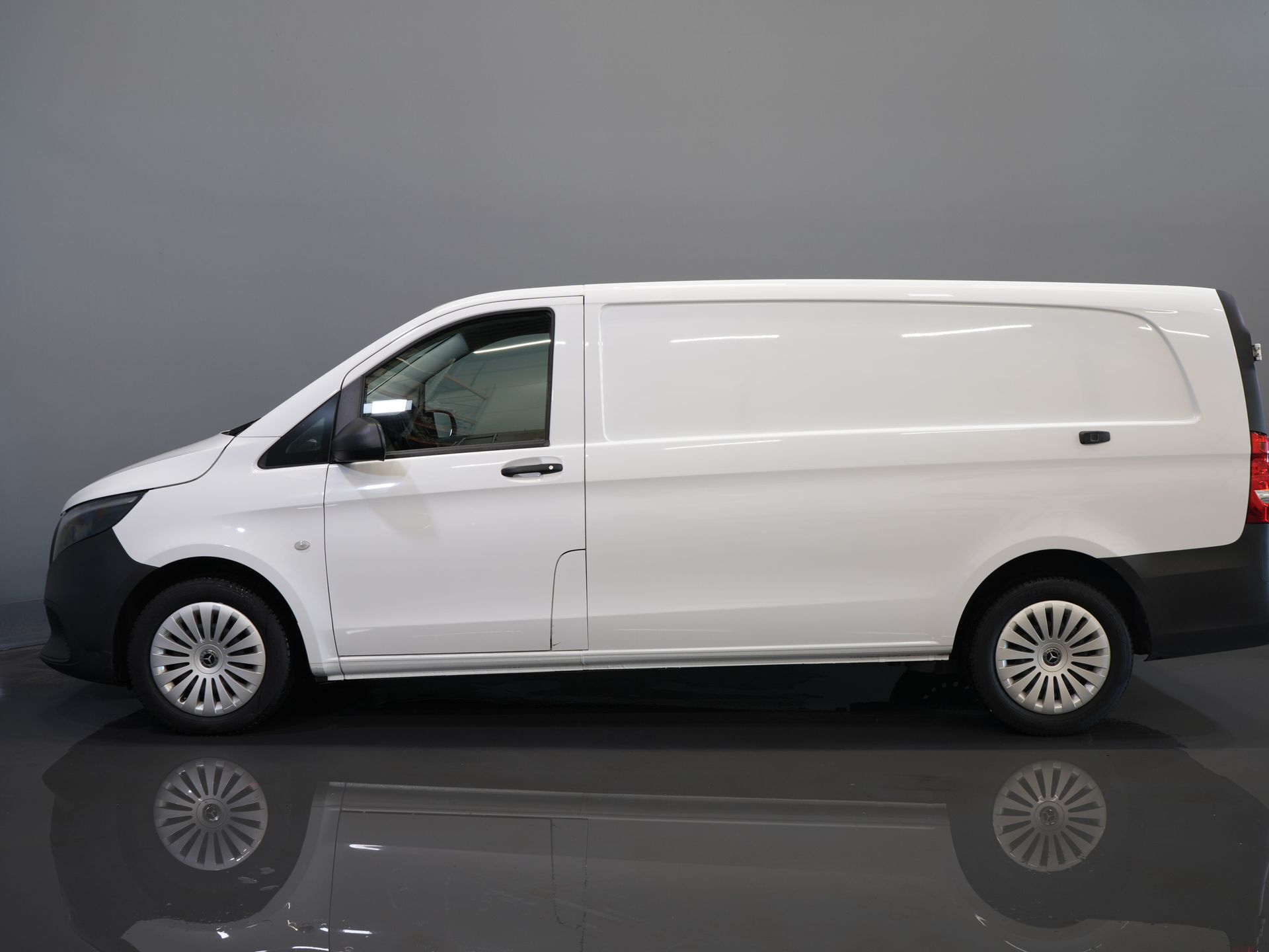Mercedes-Benz Vito Bestelbus 116 CDI Aut. L3 Stoelverw./ 270Gr.deuren/ Navi/ Camera/ Cruise/ Airco 9