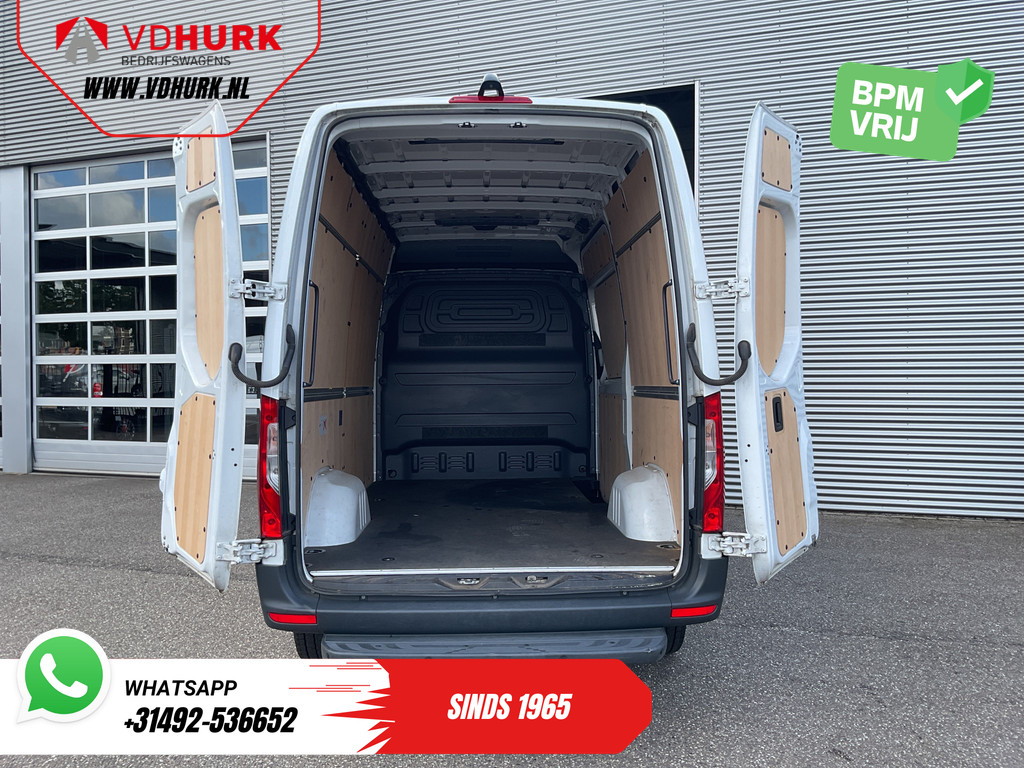 Mercedes-Benz Sprinter Bestelbus 317 CDI L2H2 Aut. LED/ 270Gr.Deuren/ Stoelverw./ Gev.Stoel/ Navi/ Airco/ Camera/ Cruise/ PDC 4