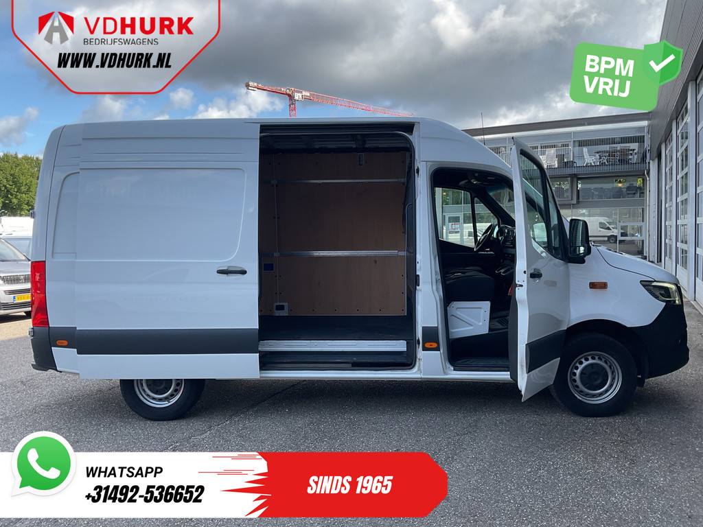 Mercedes-Benz Sprinter Bestelbus 317 CDI L2H2 Aut. LED/ 270Gr.Deuren/ Stoelverw./ Gev.Stoel/ Navi/ Airco/ Camera/ Cruise/ PDC 5