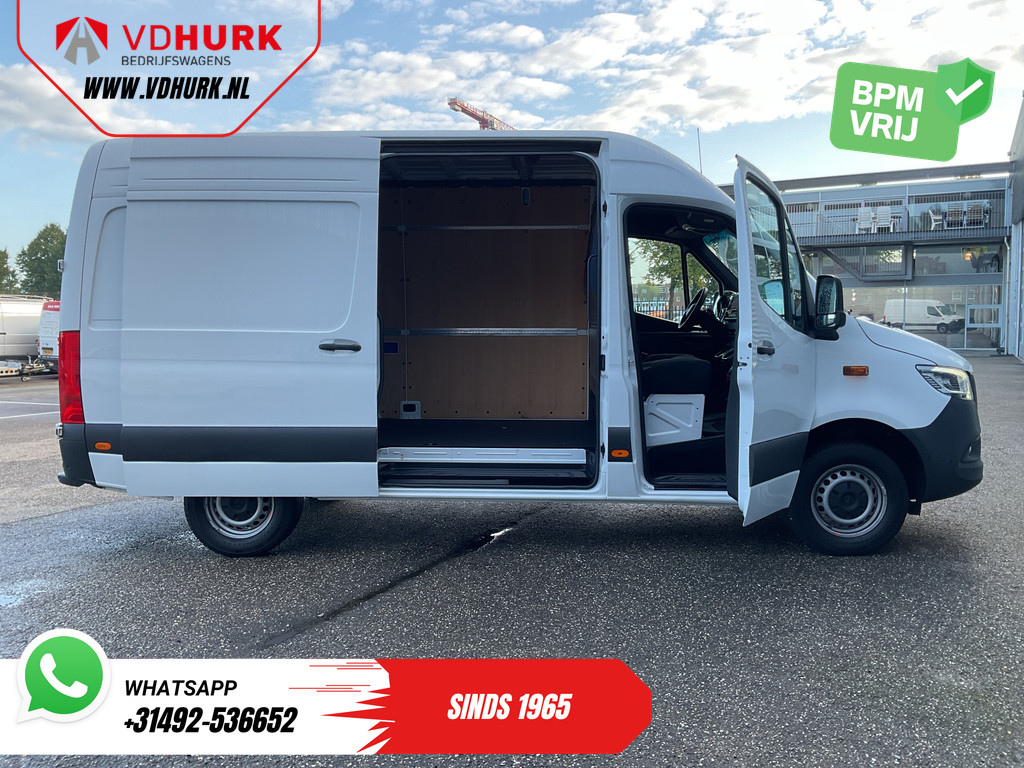 Mercedes-Benz Sprinter Bestelbus 317 CDI L2H2 Aut. LED/ 270Gr.Deuren/ Stoelverw./ Gev.Stoel/ Navi/ Airco/ Camera/ Cruise/ PDC 5