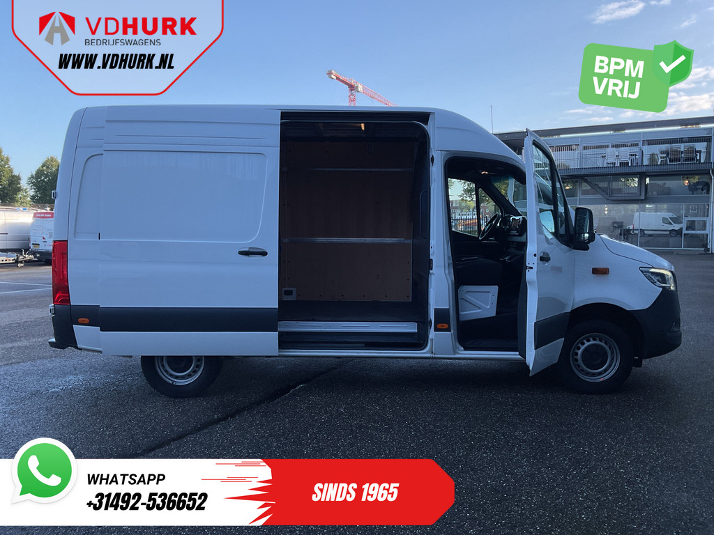 Mercedes-Benz Sprinter Bestelbus 317 CDI L2H2 Aut. LED/ 270Gr.Deuren/ Stoelverw./ Gev.Stoel/ Navi/ Airco/ Camera/ Cruise/ PDC 5