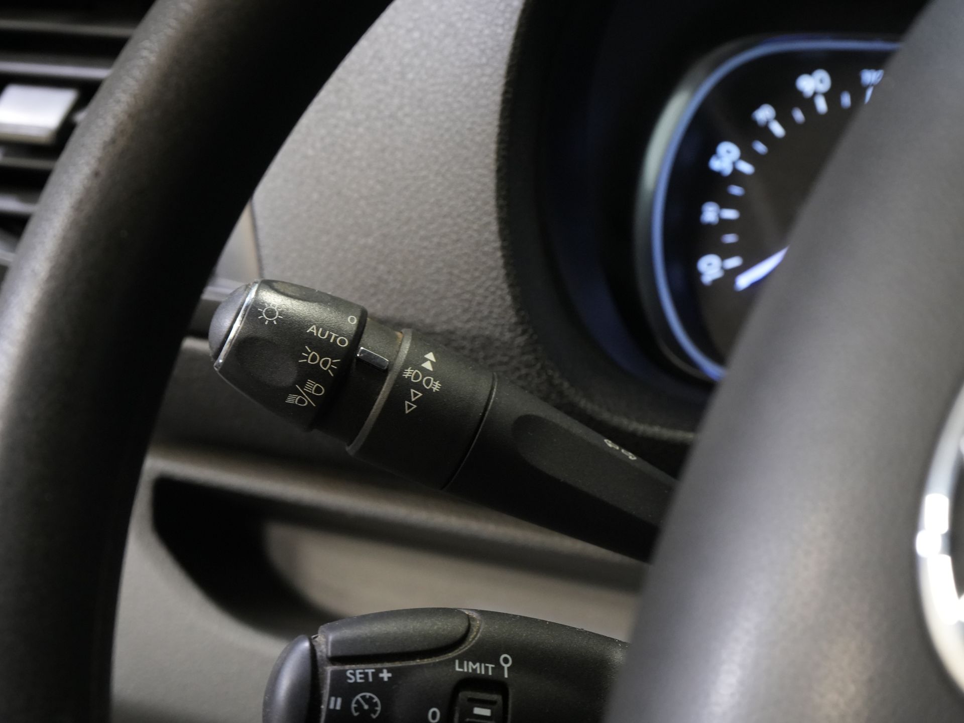 Toyota ProAce Worker Bestelbus 2.0 125 pk L3 Imperiaal/ Climate/ Cruise/ Navi/ Trekhaak/ PDC 15