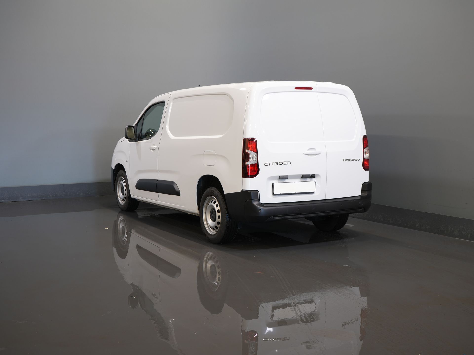 Citroën Berlingo Bestelbus 1.5 HDi 100 pk L2 Carplay/ Stoelverw./ 3Pers./ Virtual Cockpit/ Climate/ Keyless/ Navi/ Camera/ Cruise/ PDC 1