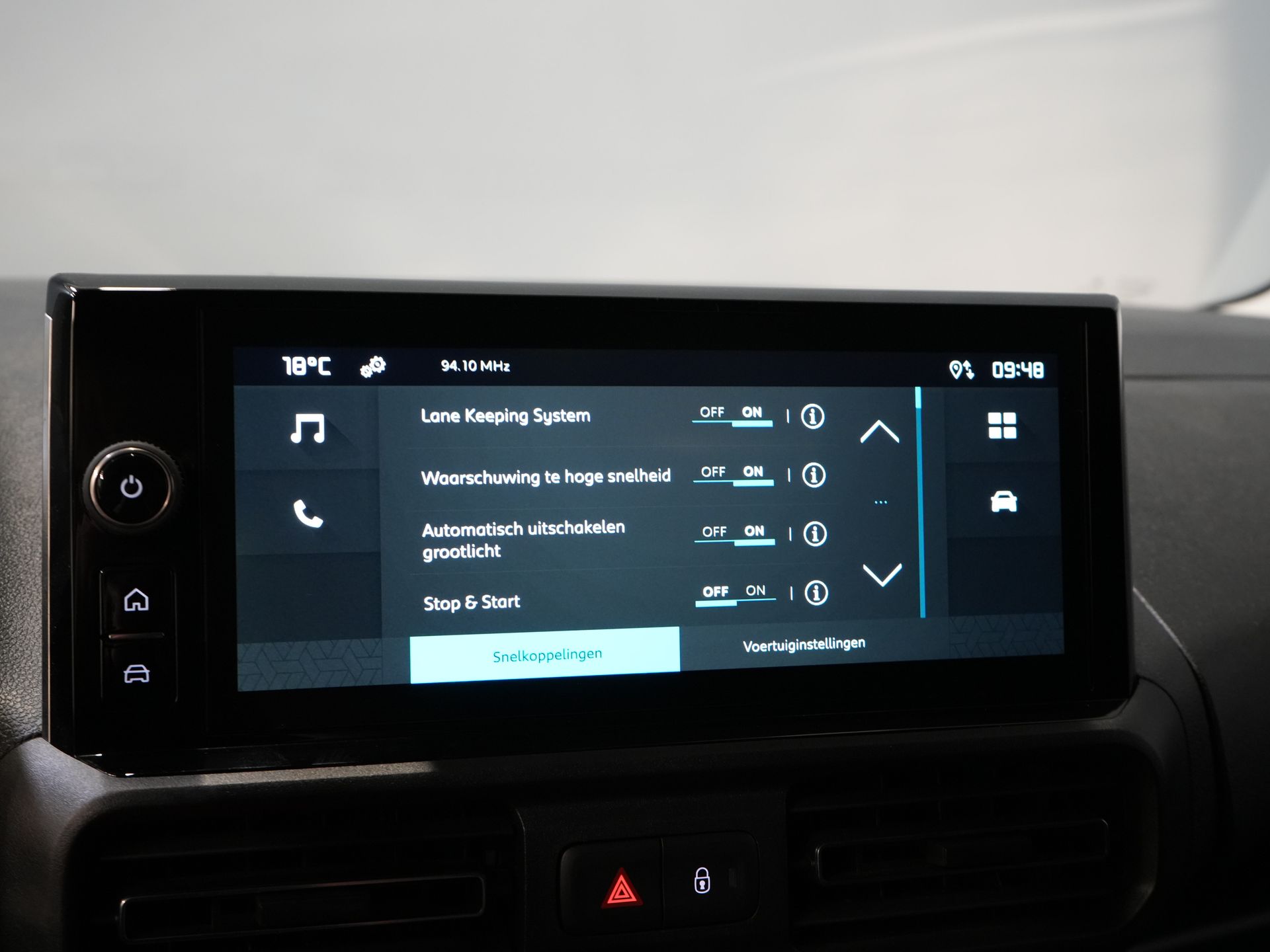 Citroën Berlingo Bestelbus 1.5 HDi 100 pk L2 Carplay/ Stoelverw./ 3Pers./ Virtual Cockpit/ Climate/ Keyless/ Navi/ Camera/ Cruise/ PDC 22