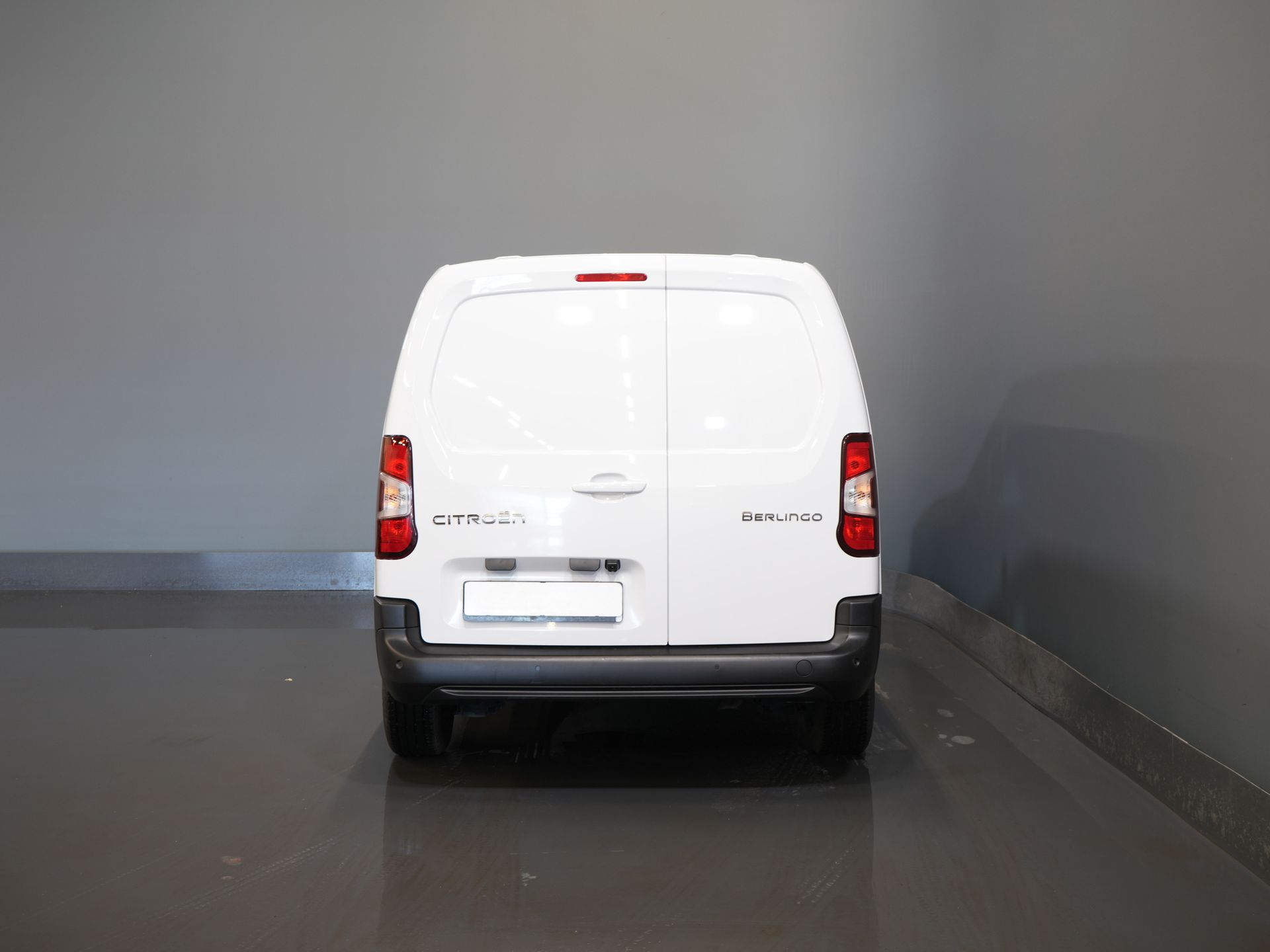 Citroën Berlingo Bestelbus 1.5 HDi 100 pk L2 Carplay/ Stoelverw./ 3Pers./ Virtual Cockpit/ Climate/ Keyless/ Navi/ Camera/ Cruise/ PDC 5