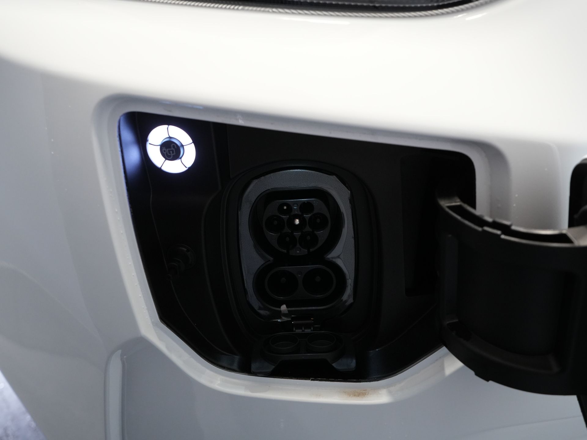 Ford E-Transit Custom Bestelbus Trend 330 km WLTP LED/ Snellader/ 2.3t Trekverm./ Stoelverw./ Carplay/ Climate/ Camera/ PDC/ Cruise 28