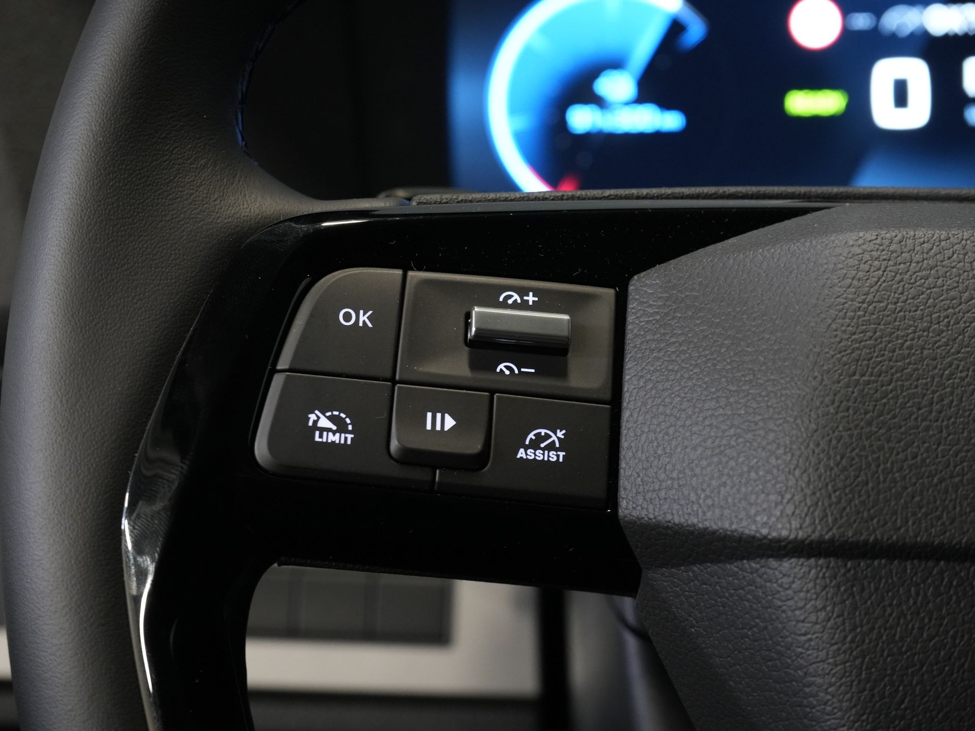 Peugeot e-Expert Bestelbus L3 75 kWh 330km WLTP LED/ Snellader/ Keyless/ Standkachel/ Stuurverw./ Carplay/ Camera/ Climate/ Cruise 17