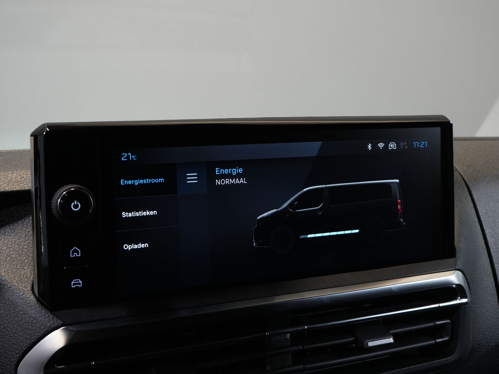 Peugeot e-Expert Bestelbus L3 75 kWh 330km WLTP LED/ Snellader/ Keyless/ Standkachel/ Stuurverw./ Carplay/ Camera/ Climate/ Cruise 22