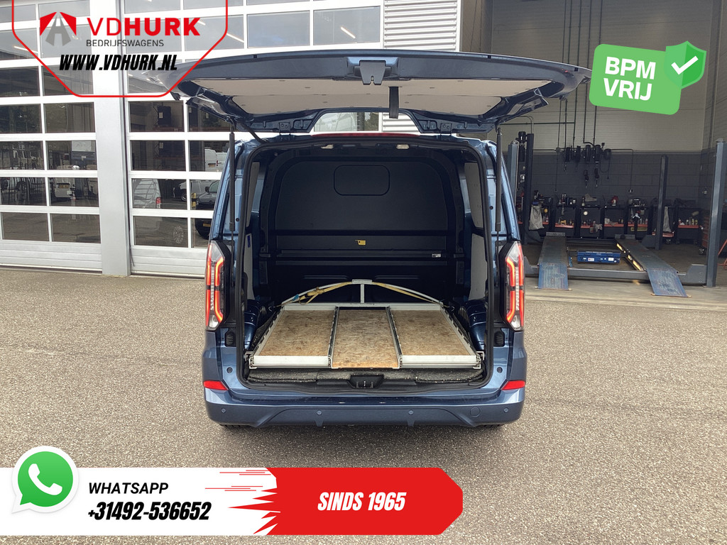 Ford Transit Custom Bestelbus 2.0 TDCI 170 pk Aut. L2 Sport DC Dubbel Cabine AWD/ 4x4/ 2x Schuifdeur/ Adapt.Cruise/ Elek.Trek/ Elek.Stoel/ LED/ Carplay/ Navi/ 8