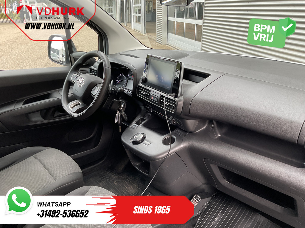 Toyota PROACE CITY Bestelbus 1.5 130 pk Aut. Carplay/ 3Pers./ Standkachel/ Airco/ Camera/ Cruise/ Dakdragers/ PDC/ Trekhaak 2