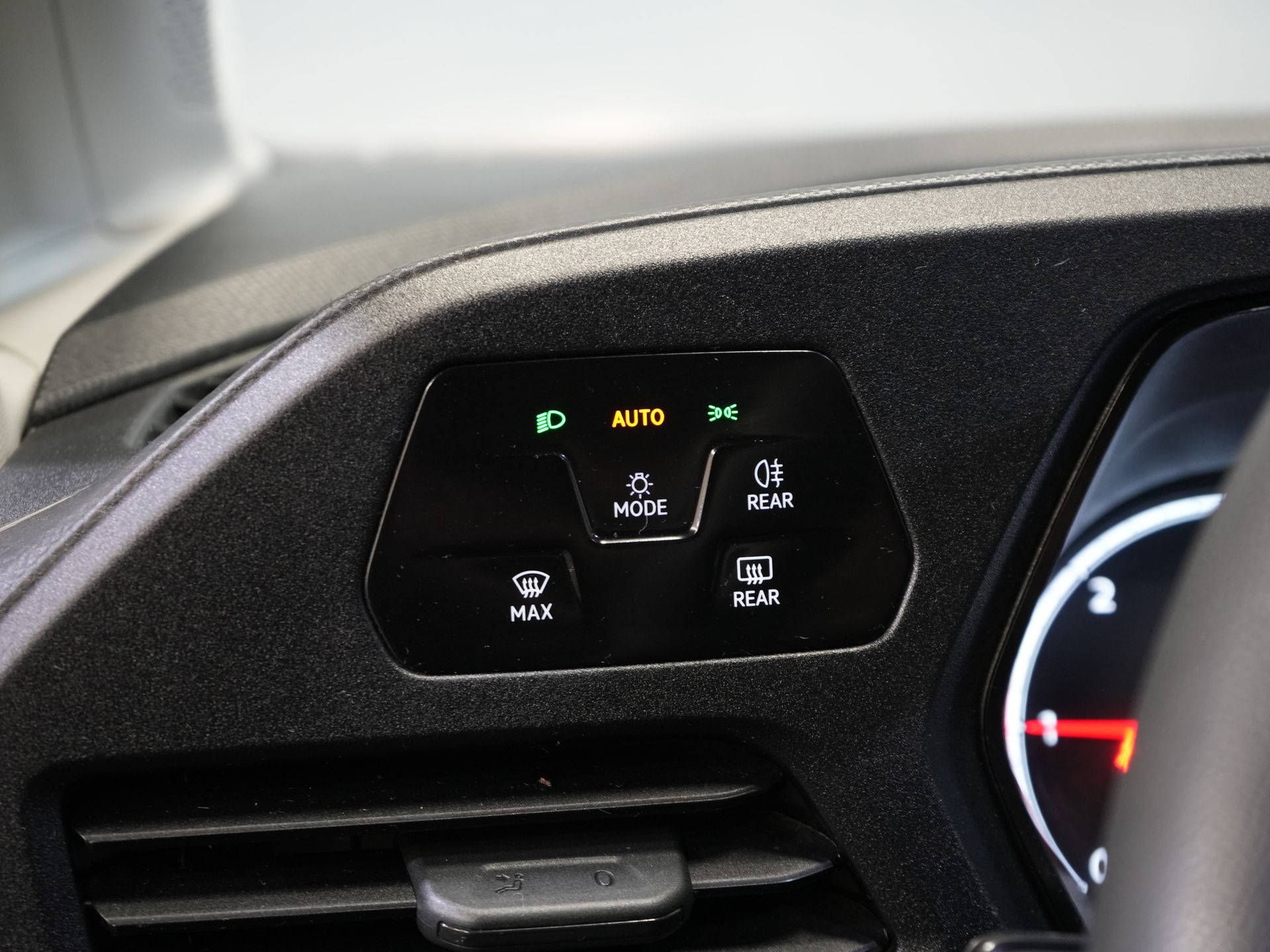 Volkswagen Caddy Cargo Bestelbus 2.0 TDI 100 pk Carplay/ Imperiaal/ Cruise/ PDC 15