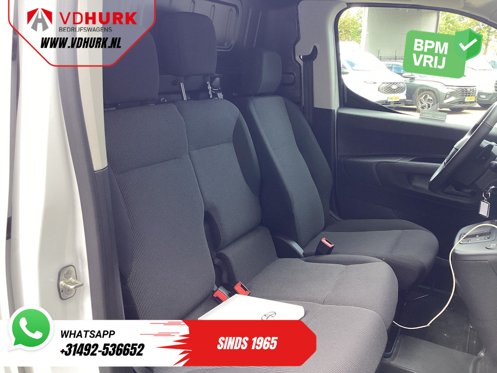 Toyota e-Proace City Bestelbus 50 kWh 320 km WLTP L2 3Pers./ LED/ Standkachel/ Stoelverw./ Stuurverw./ Carplay/ Camera/ PDC/ Cruise/ Airco 12