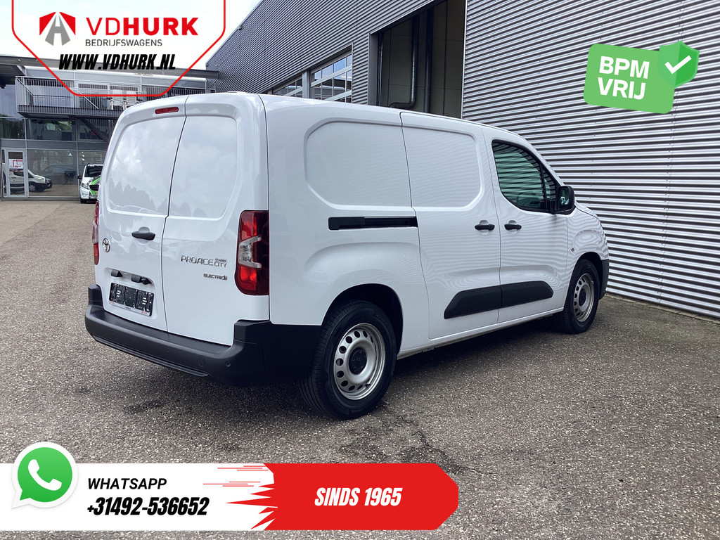 Toyota e-Proace City Bestelbus 50 kWh 320 km WLTP L2 3Pers./ LED/ Standkachel/ Stoelverw./ Stuurverw./ Carplay/ Camera/ PDC/ Cruise/ Airco 9