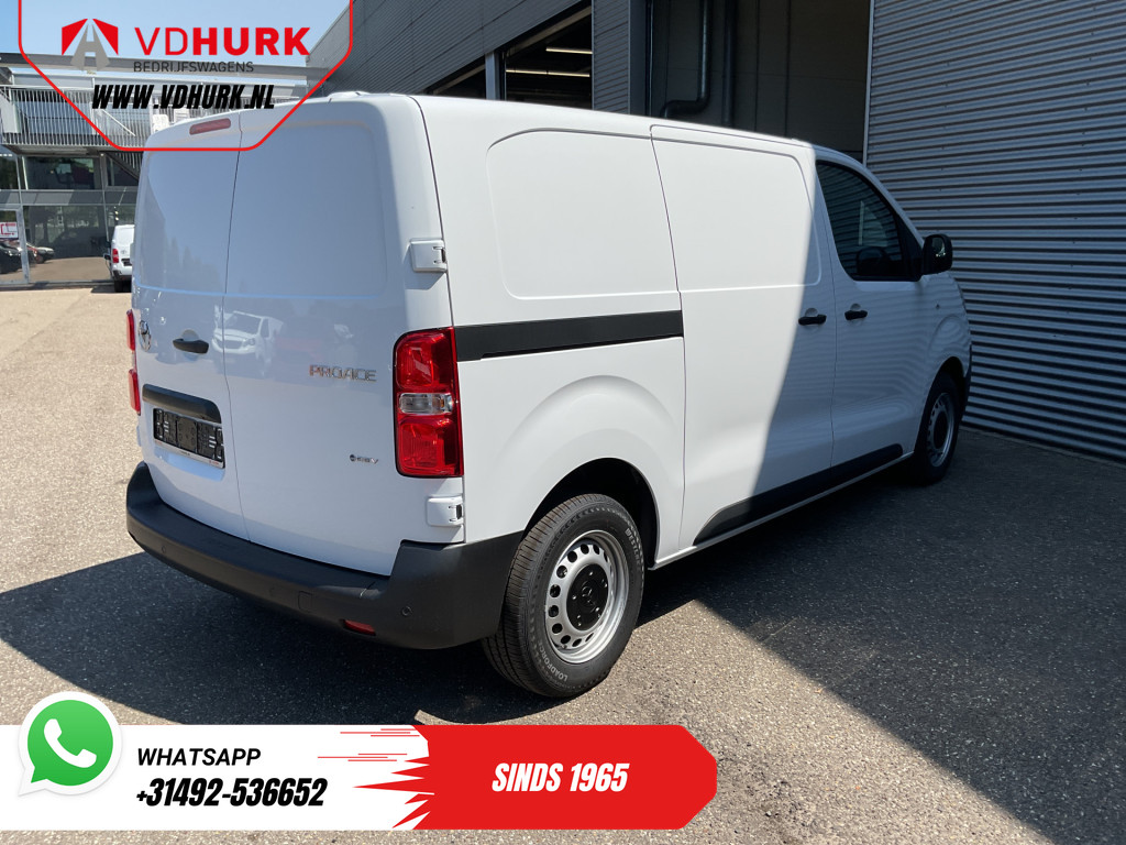 Toyota e-ProAce Worker Bestelbus 50 kWh 230 km WLTP Adapt.Cruise/ Snellader/ Standkachel/ Stuurverw./ Carplay/ Airco/ Camera/ PDC 8