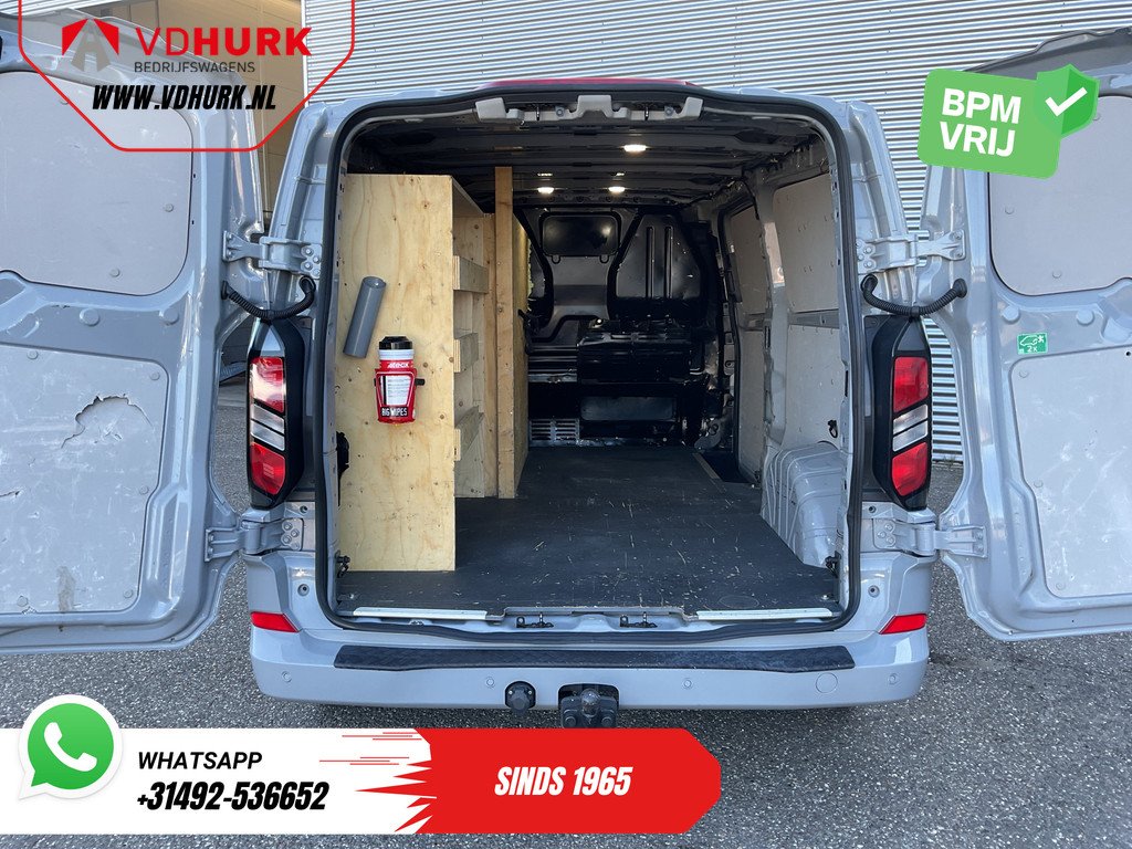 Ford Transit Custom Bestelbus 2.0 TDCI 170 pk Aut. L2 LED/ Adapt.Cruise/ Standkachel/ 2x Schuifdeur/ Carplay/ Stoelverw./ Stuurverw./ Navi/ Climate/ Camera/ 1 4
