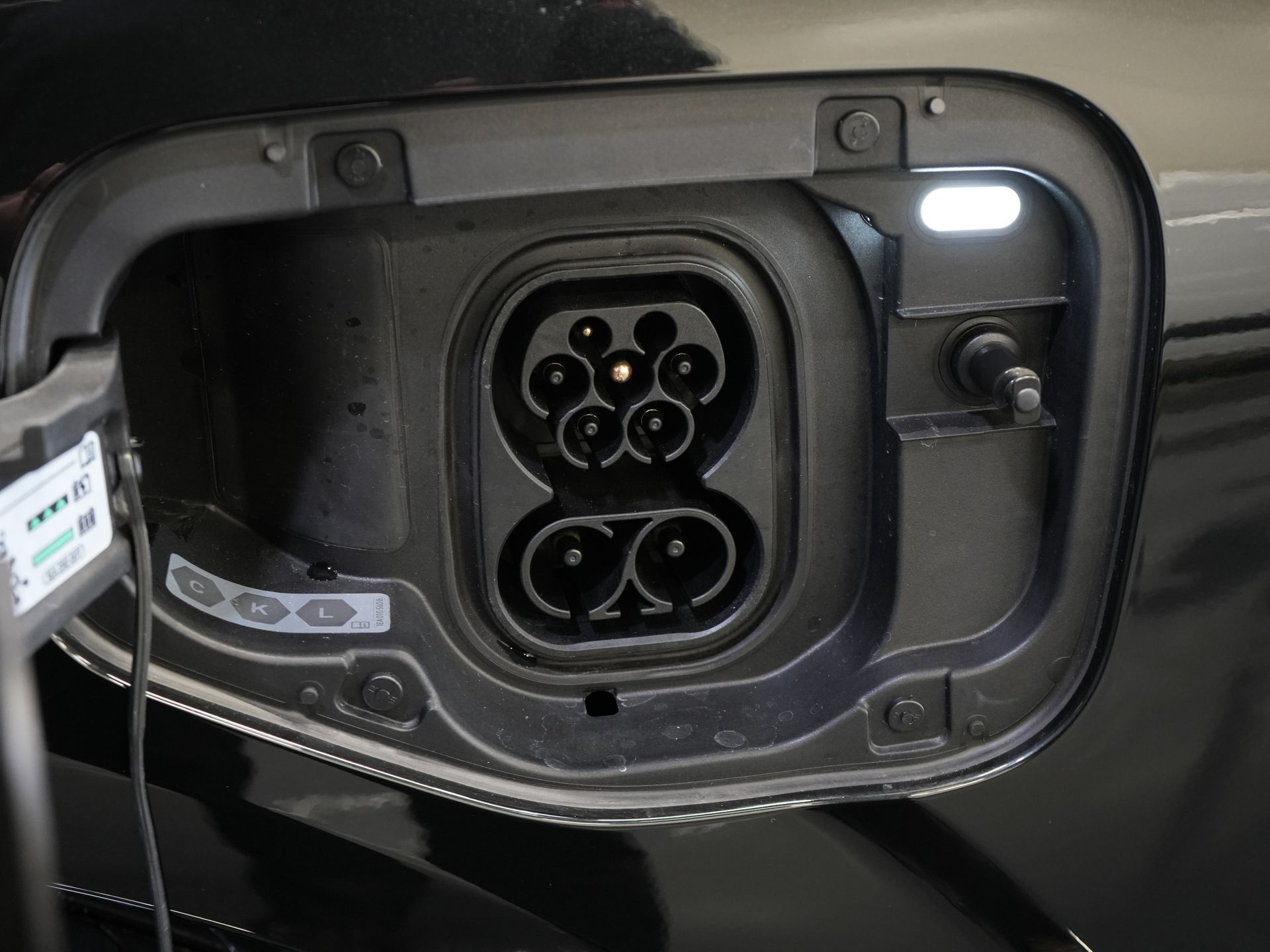 CUPRA Terramar SUV 1.5 TSI e-Hybrid 272 pk VZ Limited Pano/ Elek.Trekhaak/ Sennheiser/ 360 Camera/ Matrix/ Snellader/ Elek.klep/ Head-up/ Memory/ S 39