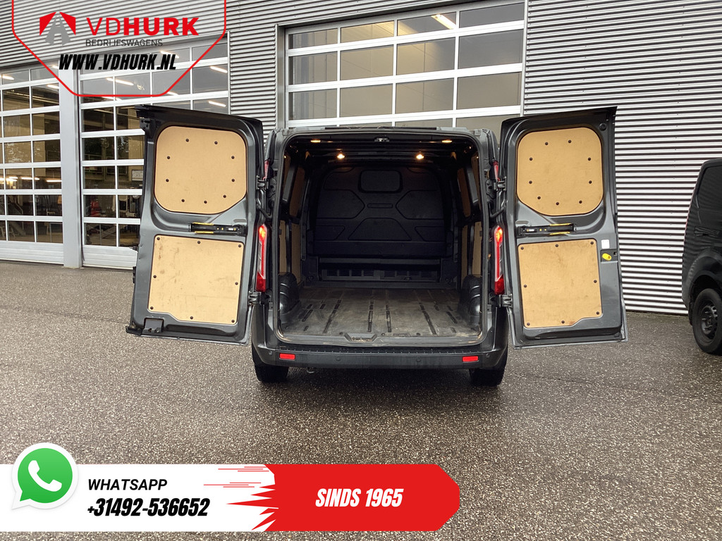 Ford Transit Custom Bestelbus 2.0 TDCI 130 pk Aut. L2 MARGE Bi-Xenon/ Carplay/ Camera/ LMV/ PDC/ Cruise/ Airco 4