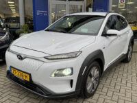 Hyundai KONA EV Premium 64 kWh 42