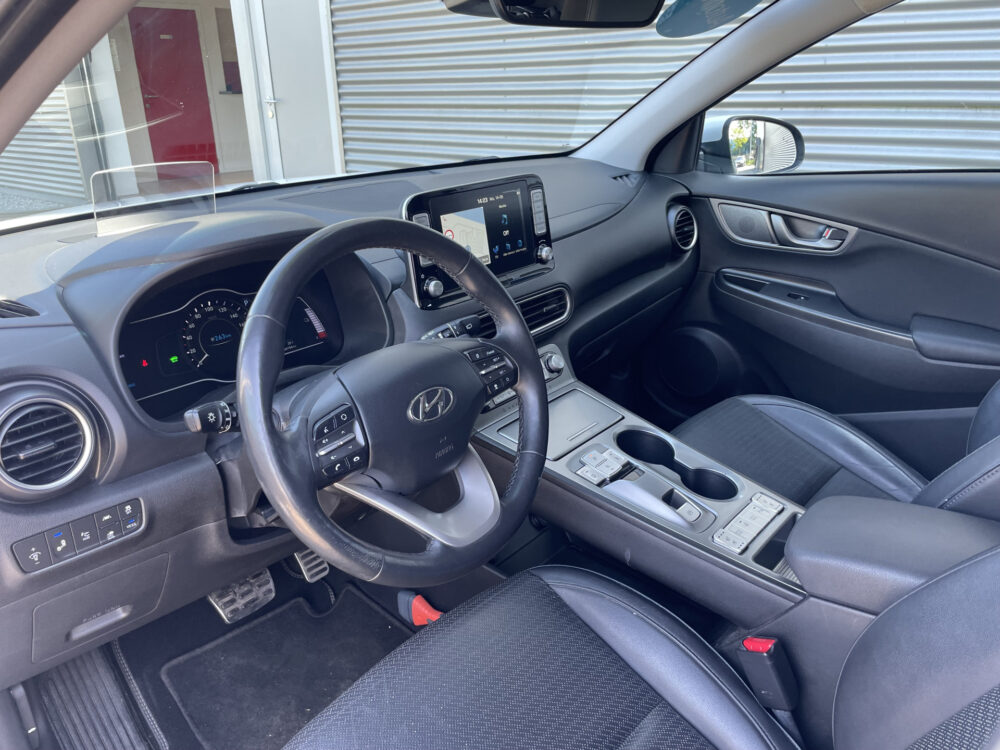 Hyundai KONA EV Premium 64 kWh 13