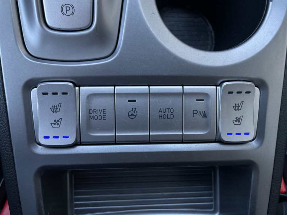 Hyundai KONA EV Premium 64 kWh 17