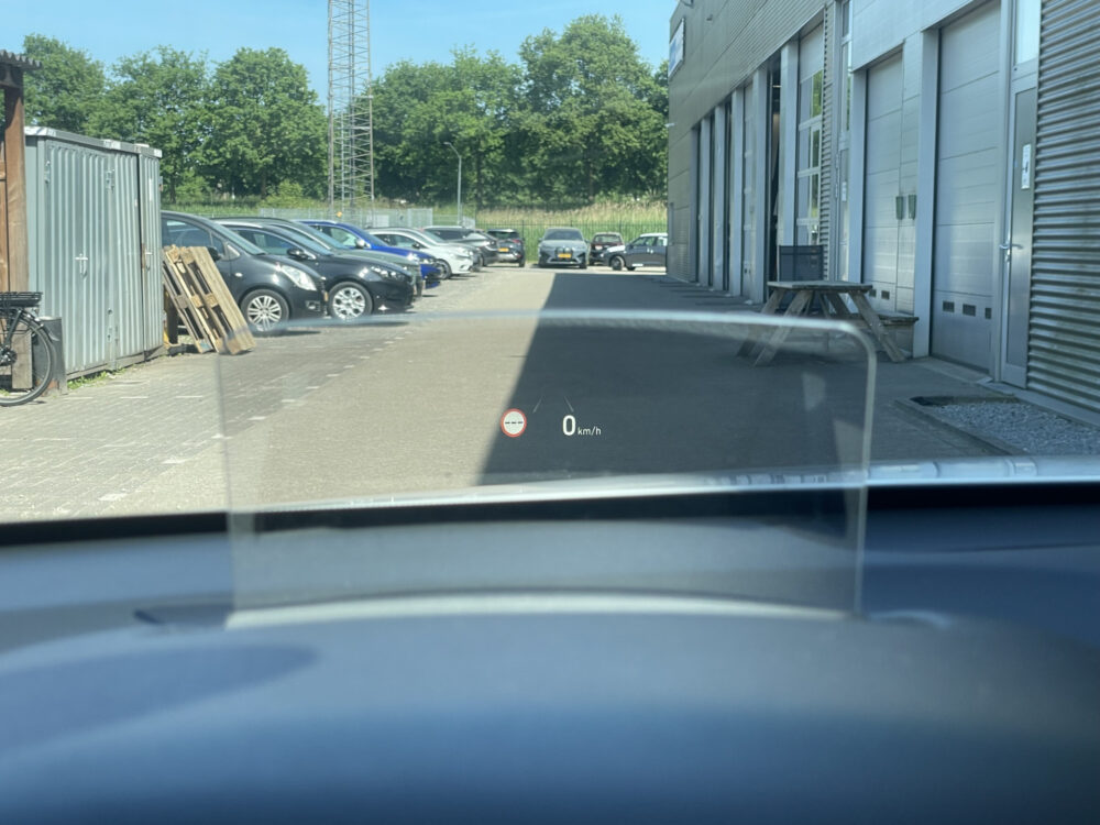 Hyundai KONA EV Premium 64 kWh 25