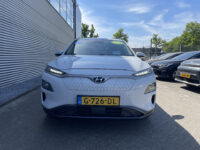 Hyundai KONA EV Premium 64 kWh 31