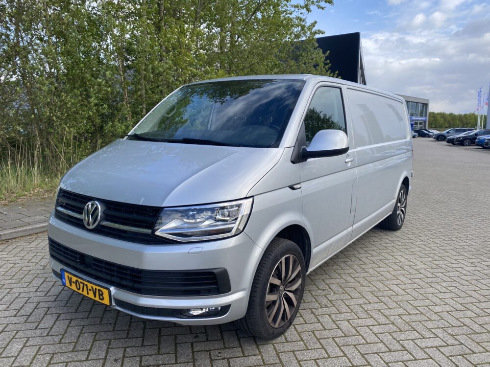 Volkswagen Transporter 2.0 TDI L2H3 4Motion Highline 1