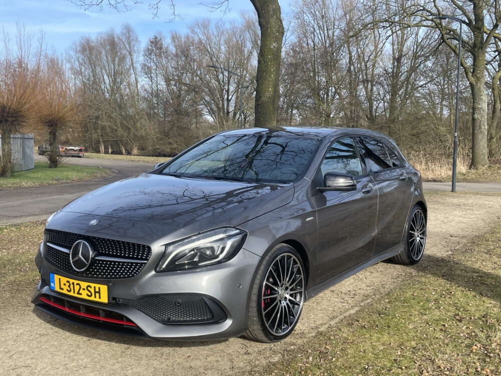 Mercedes-Benz A-Klasse 250 Sport Prestige 1