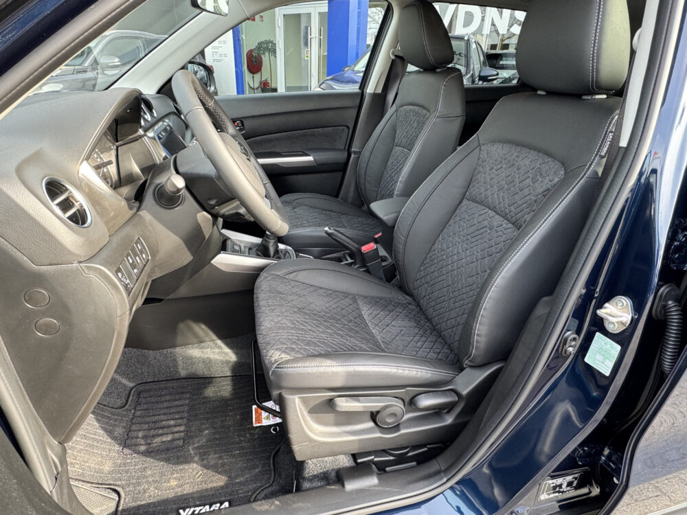 Suzuki Vitara 1.4 Boosterjet Style Smart Hybrid 7