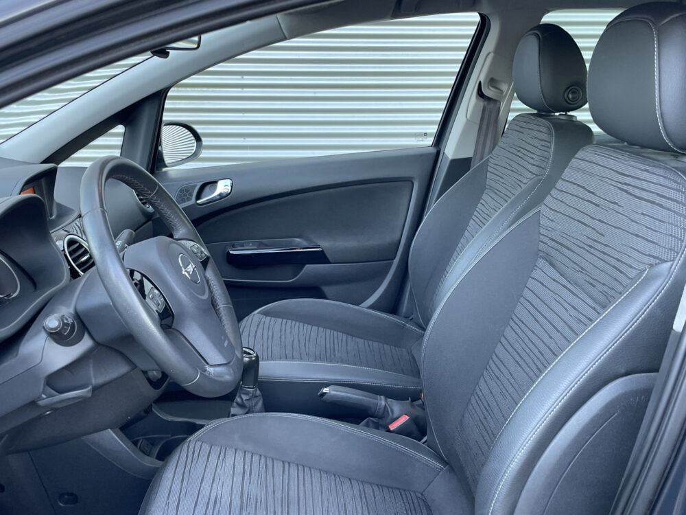 Opel Corsa 5 drs 1.4-16V BlitZ 10