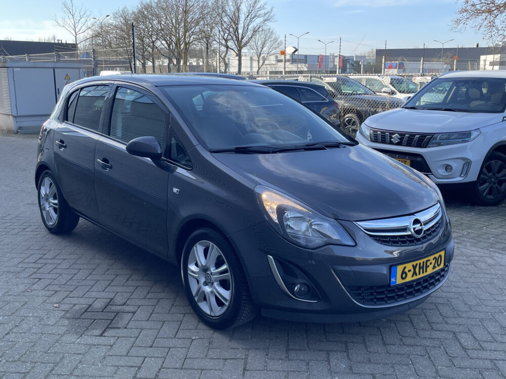 Opel Corsa 5 drs 1.4-16V BlitZ 3