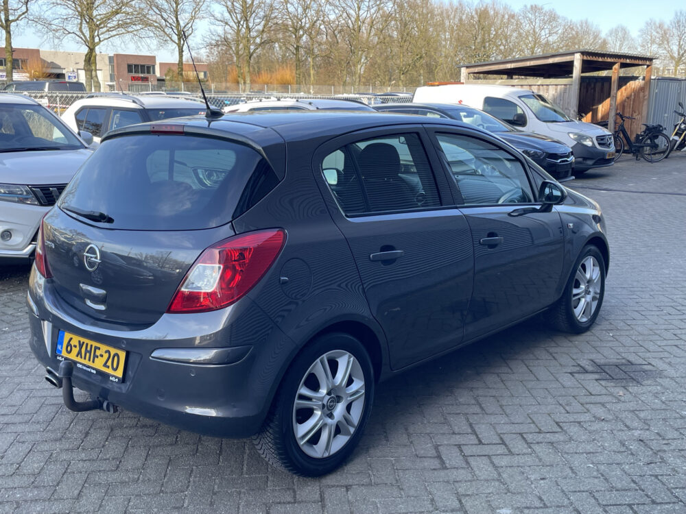 Opel Corsa 5 drs 1.4-16V BlitZ 6