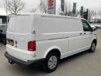 Volkswagen Transporter 2.0 TDI L2H1 28 29