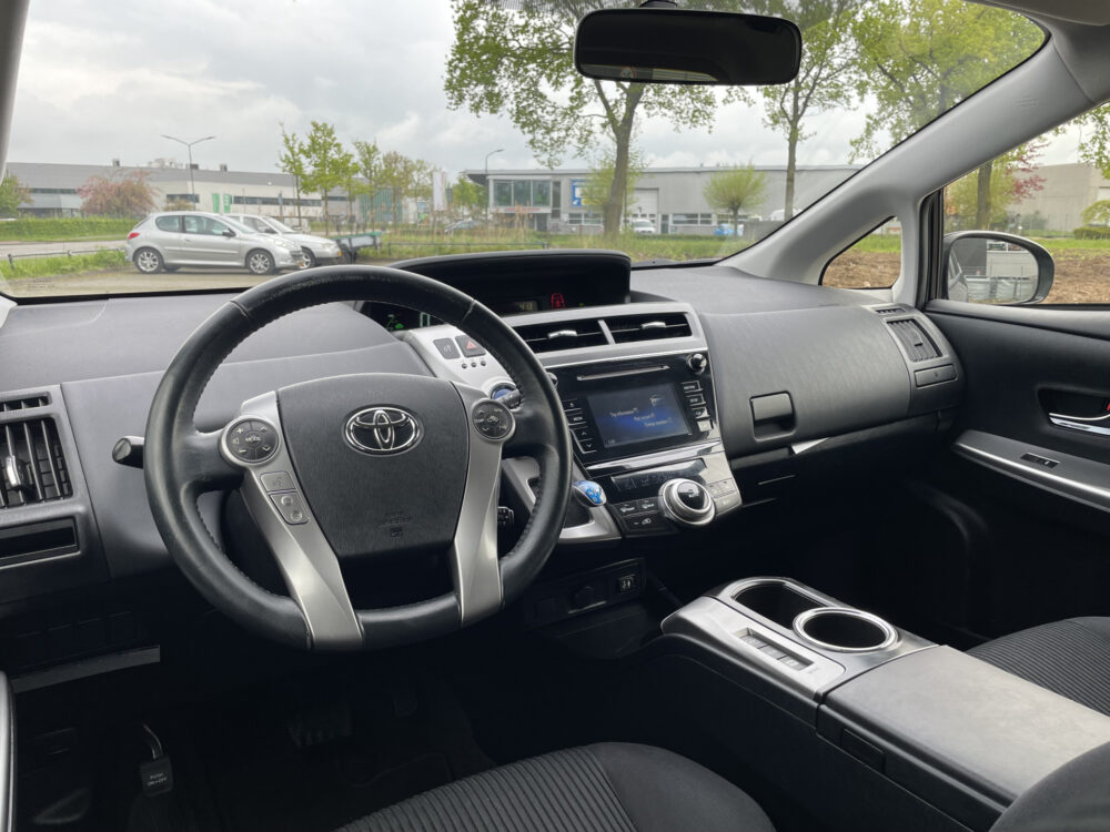 Toyota Prius+ 1.8 Comfort 10