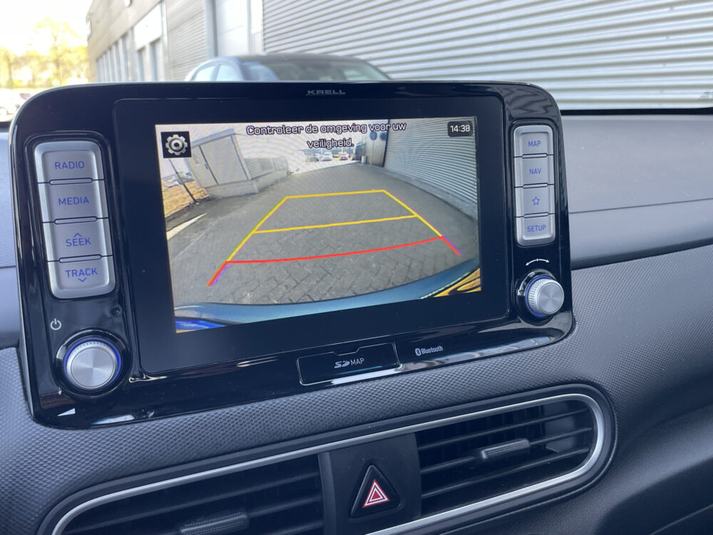Hyundai KONA EV Premium 64 kWh 21