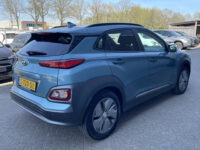 Hyundai KONA EV Premium 64 kWh 34