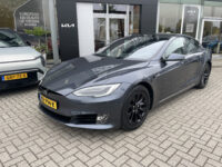 Tesla Model S 75D Base 18