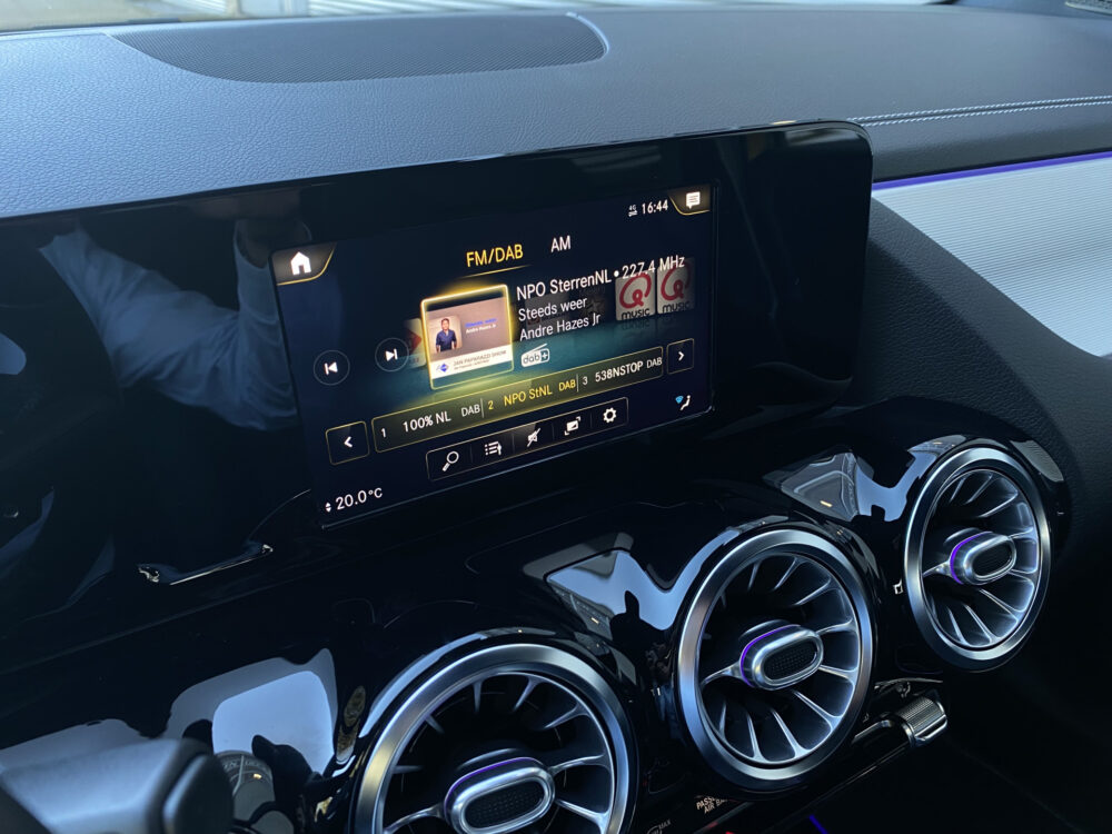 Mercedes-Benz B-Klasse 250 e Premium Plus 17