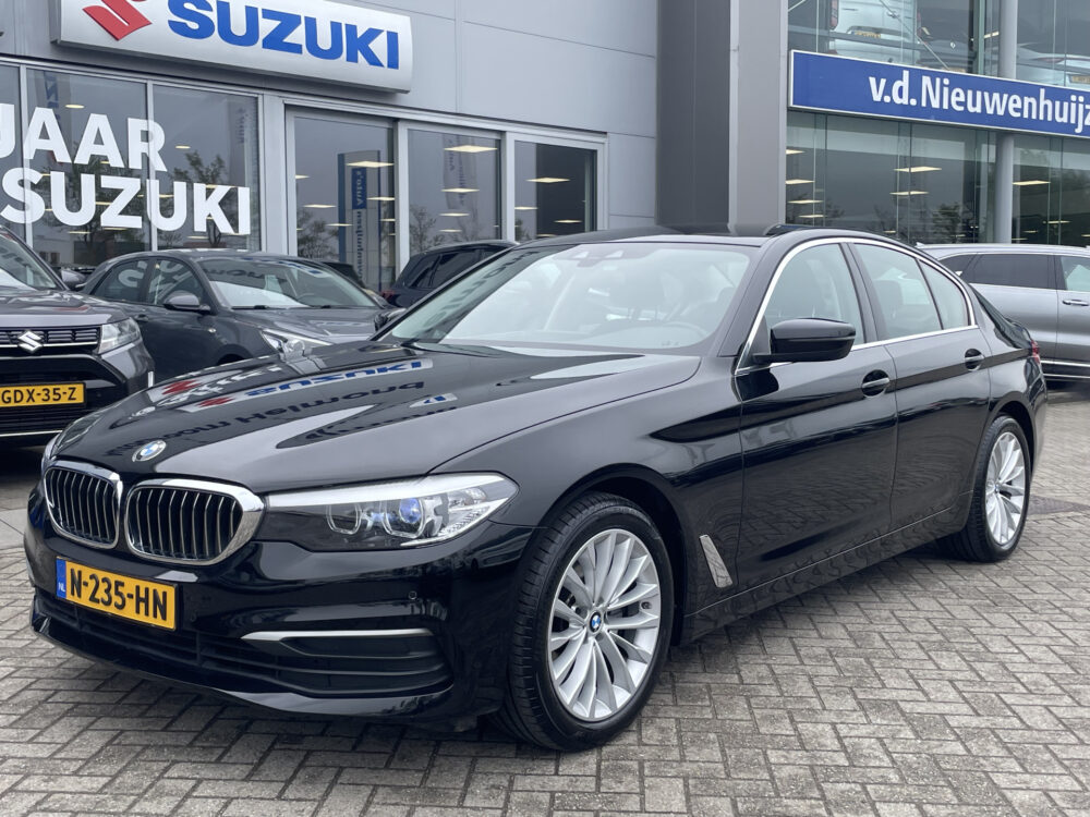 BMW 5 Serie 520i High Executive 1