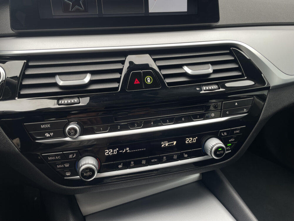 BMW 5 Serie 520i High Executive 14
