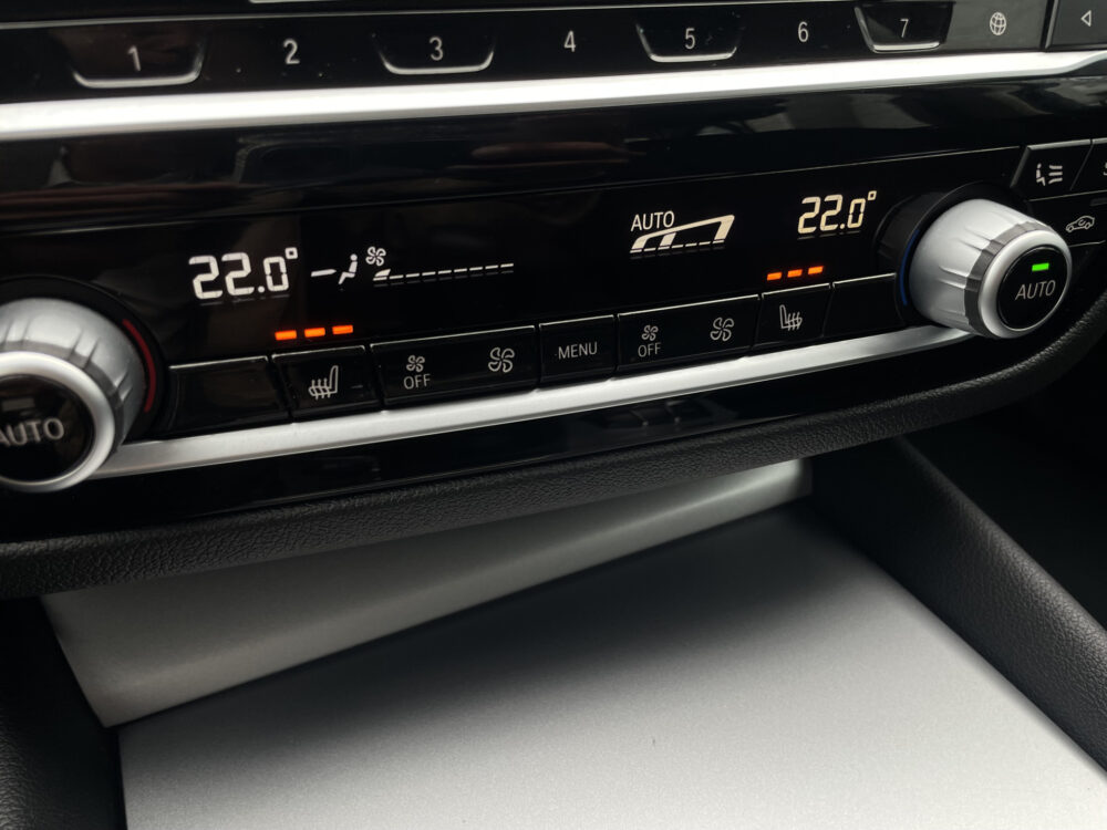 BMW 5 Serie 520i High Executive 15