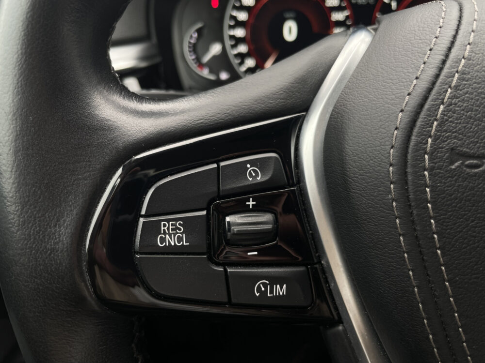 BMW 5 Serie 520i High Executive 21