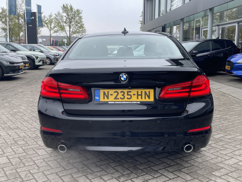 BMW 5 Serie 520i High Executive 7